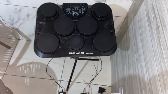Bateria eletrônica leia a descrição