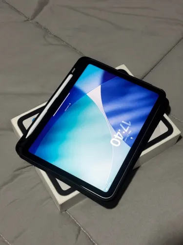 IPAD 11 128gb 47 ciclos