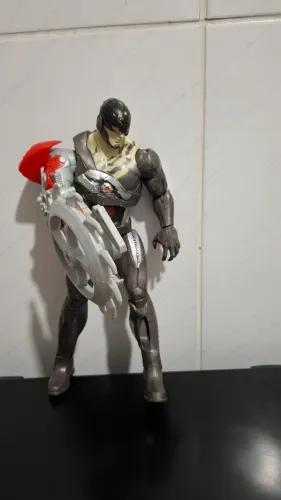 Boneco Max Steel - Makino Moto De Ataque Mattel