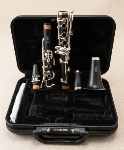 Clarinete Yamaha YCL-250 em Sib (Bb) em Excelente Estado e Revisada