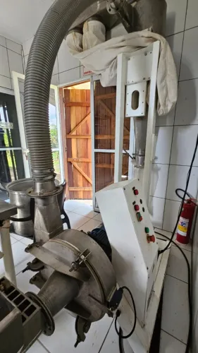 Moinho centrífugo Scott Tech MC22 inox 380 V trifásico com ciclone