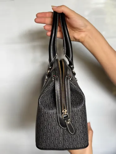 Bolsa Vítor Hugo Semi-nova