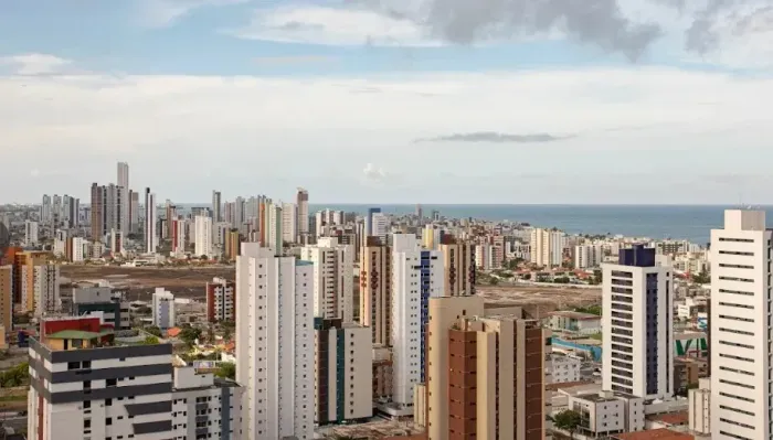 VENDE APARTAMENTO EDIFICIO ALTO PADRÃO COM 03 QUARTOS BAIRRO DE MANAÍRA
