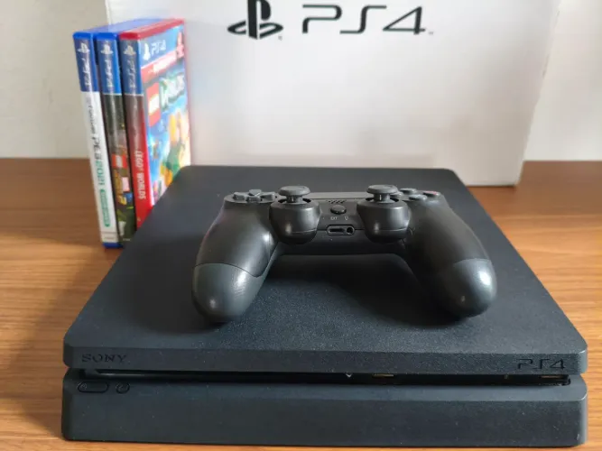 Console PlayStation 4 Slim 1TB - Excelente Estado + Controle + 3 Jogos