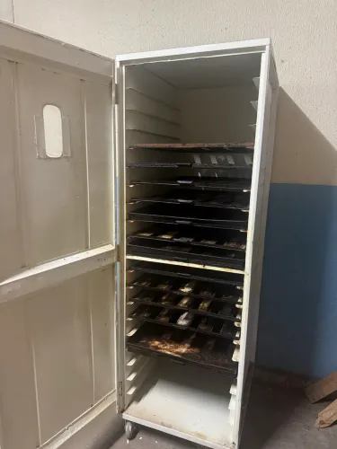 Armário para pães padaria