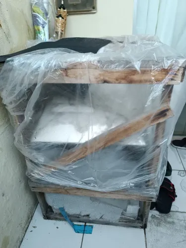 Churrasqueira linda em inox 304 e vidros nas laterais