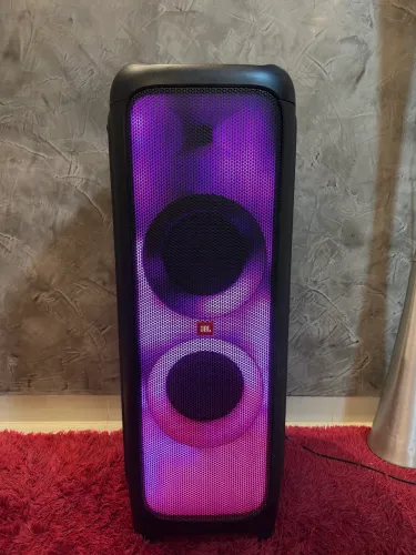 Vendo JBL Partybox 1000 (1100w)