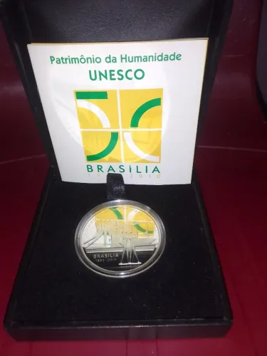 Moeda De Prata 5 Reais Brasília 50 Anos UNESCO Com Caixa E Certificado