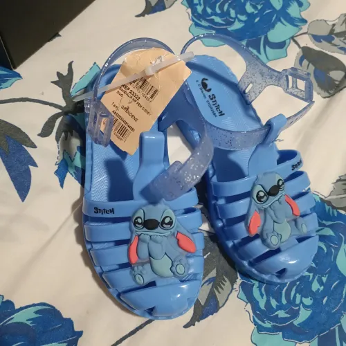 Sandália stitch