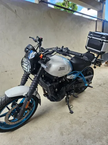 Guerrilla 450 Brava blue