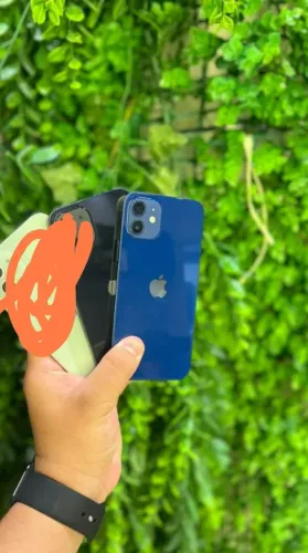 iPhone 12 