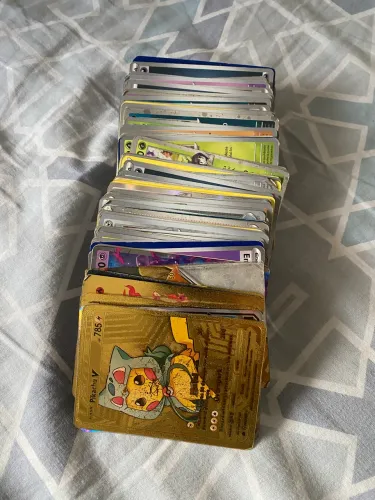 Lote de cartas Pokémon