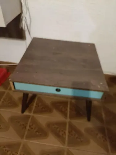 Vendo mesinha de centro modelo antigo