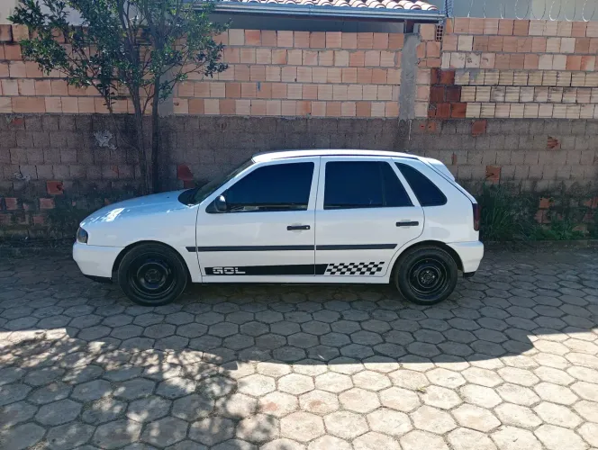 Volkswagen Gol Geração II 1.0 16V 70cv MI Gasolina Mec. (1000) 2P 1999