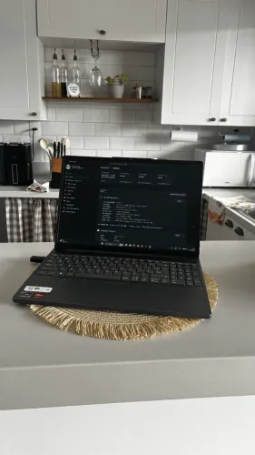 Notebook Lenovo Ryzen 7 7735HS SSD Slim3 com NFe na Garantia LEIA O ANÚNCIO