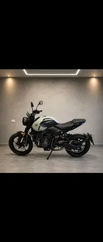 Triumph Trident 660 2026 impecável zero.