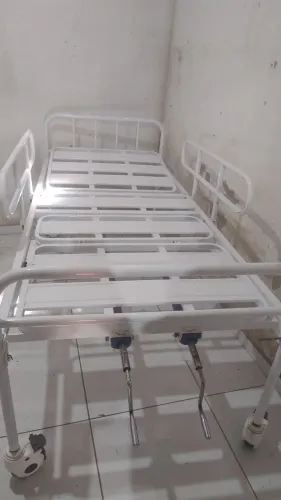Vendo cama hospitalar