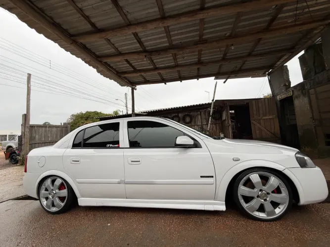 Chevrolet Astra Sed. Advant. 2.0 8V MPFI Flexp. 4P 2007