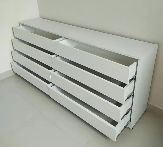 Cômoda Com Oito Gavetões L 2.00 M