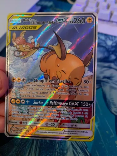 Carta Raichu e Alolan Raichu GX