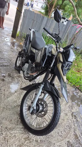 YAMAHA CROSER 150 ÚNICO DONO ACEITO TROCA EM FAM OU PCX AINDA PAGANDO PRESTAÇÕES DE 700