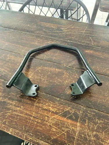 Alça Traseira Garupa Factor 150 modelo 2020 (peça original)