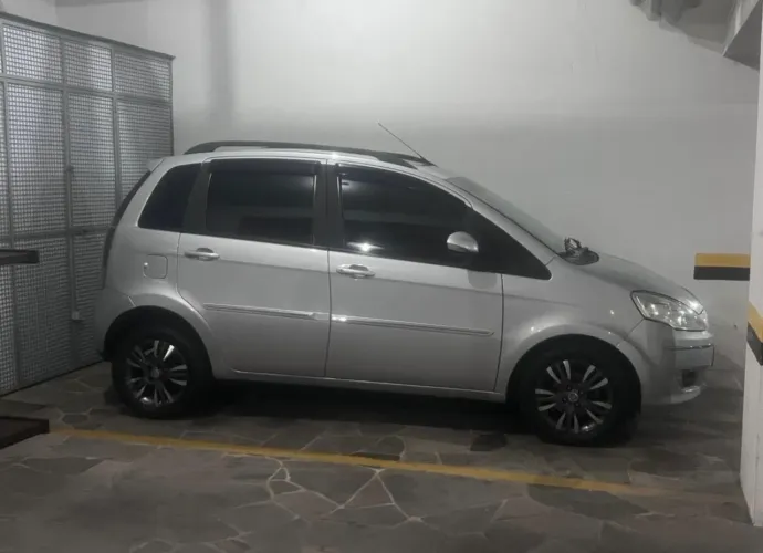 Fiat Idea Essence 1.6 Flex 16V 5P 2014