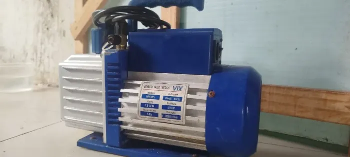 Bomba de Vácuo VIX VPA165 7.5 CFM Bivolt