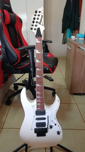 Guitarra Ibanez 350DXZ WH IMPECÁVEL (REGULADA)