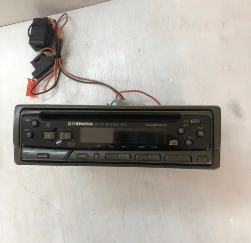 Rádio CD player Pioneer DEH 345 