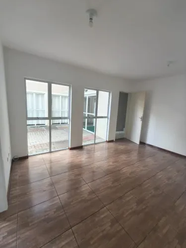 Apartamento 46m² para locação com 2 quartos no Campo Pequeno - Colombo - PR