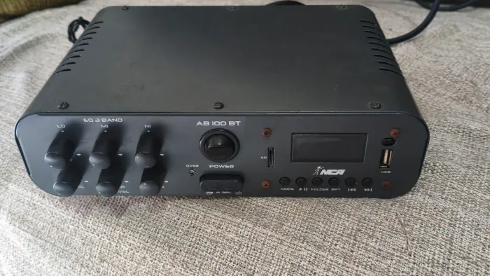 Amplificador Ab100 LL para reparo