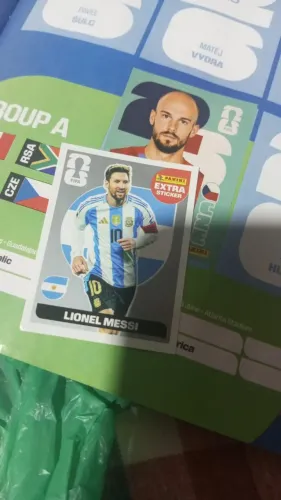 Figurinha do Messi prata