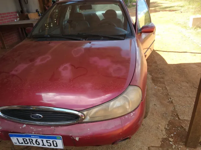 Ford Mondeo CLX 2.0i 4P MEC 1997