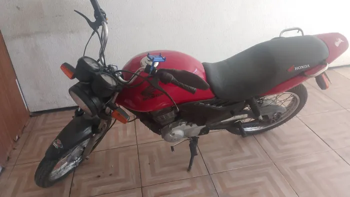 Vendo moto Honda 125 pedal e partida