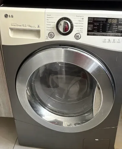 Maquina de lavar LG, lava e seca Inverter