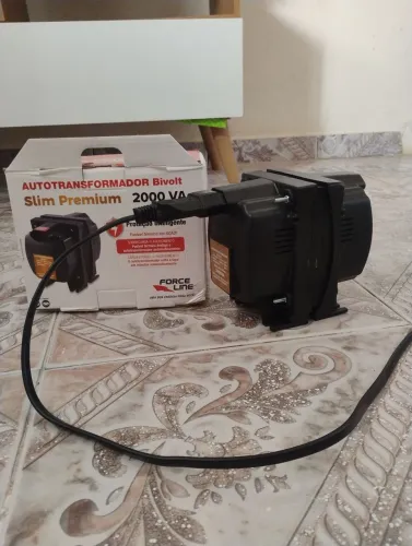 Transformador bivolt 2000 VA