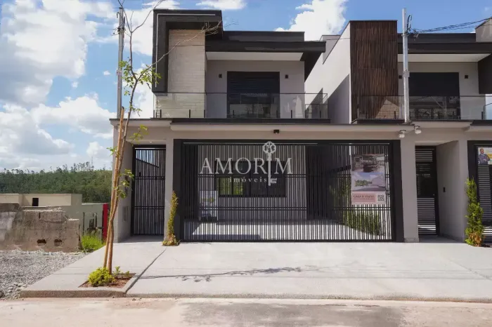 Imóvel a venda com 175 metros, com 3 quartos,3 suites e piscina em Portais (Polvilho) - Ca