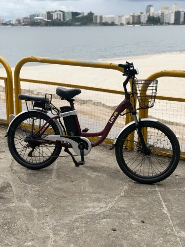 Lev E-Bike L Vinho/Bordô- Minha esposa não se adaptou(Praticamente Zerada)