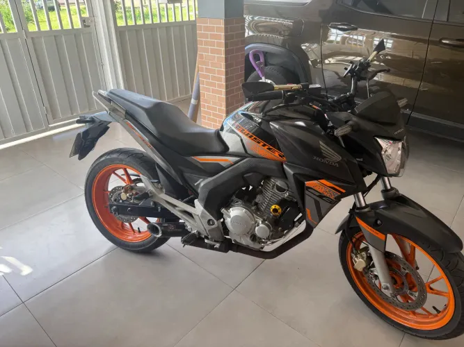 CB 250 twister 2021 edição especial