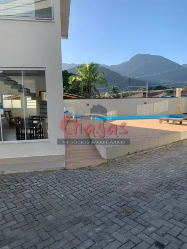 VENDE-SE | SOBRADO EM CONDOMÍNIO FECHADO | MASSAGUAÇU.