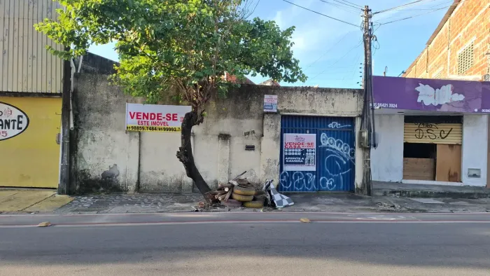 Casa Montese 8x 30 R$ 280mil P/ Morar ou Investir no seu Comercio a 200m da Av Gomes Matos