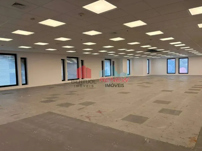 Sala para aluguel Edifício Plaza Iguatemi em São Paulo