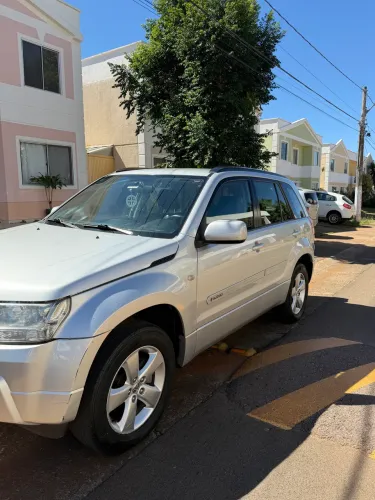 Suzuki Grand Vitara 2.0 16V 4x2/4x4 5P Mec. 2010