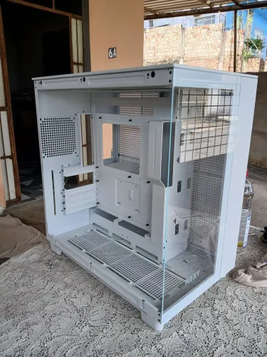 Gabinete nzxt h9