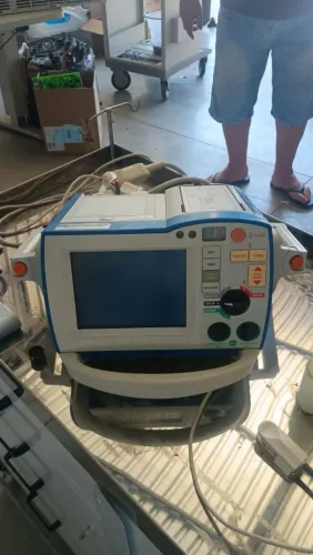Cardioversor