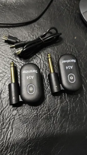Transmissor de Guitarra A14 Recarregável - sem fio