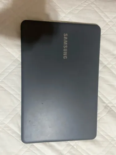 Notebook windows 10 home single language com mouse e carregador