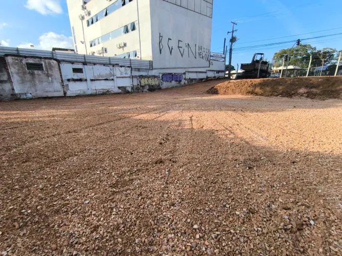 Terreno Comercial 594m² em Frente ao Terminal Barreirinha