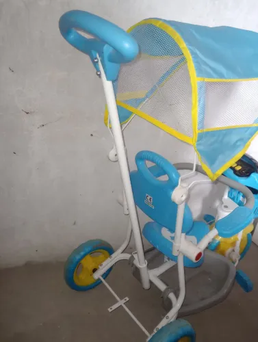 Carrinho infantil 2em1 menino